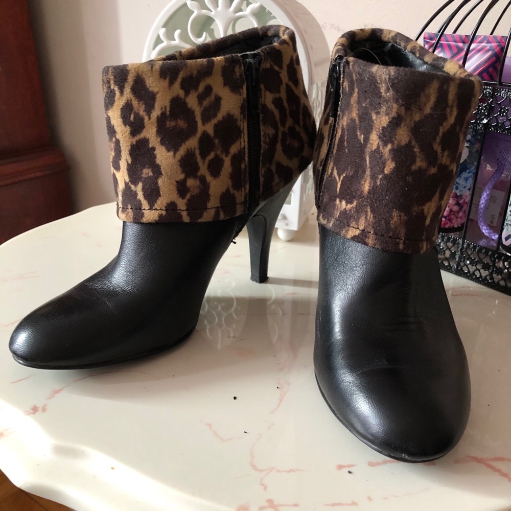 Nine West Ankle Booties